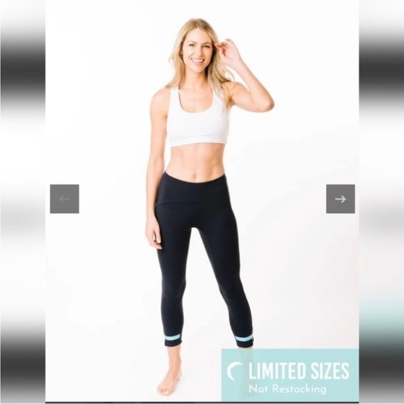 ZYIA Navy Strap Deluxe Hi-Rise 7/8 24” - Picture 1 of 7